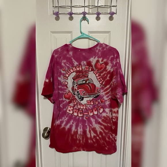 Valentine’s Day Buc-ee’s Tie-Dye Shirt - Picture 2 of 4